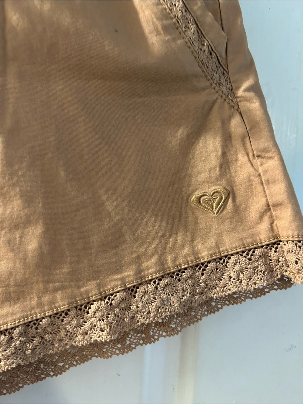 Roxy Tan Lace-Trim Drawstring Athletic Shorts - Picture 2 of 3